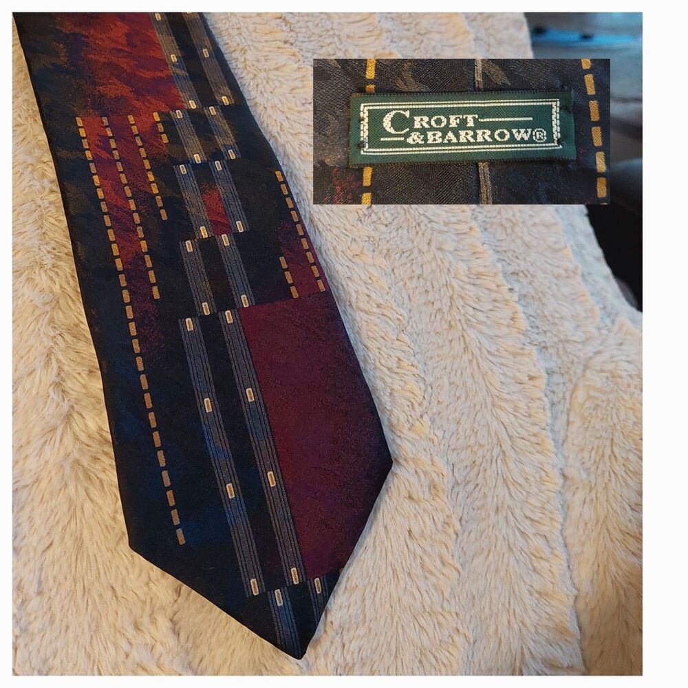 Croft & Barrow Men's Tie Maroon Gray Black Gold Vertical Stripes